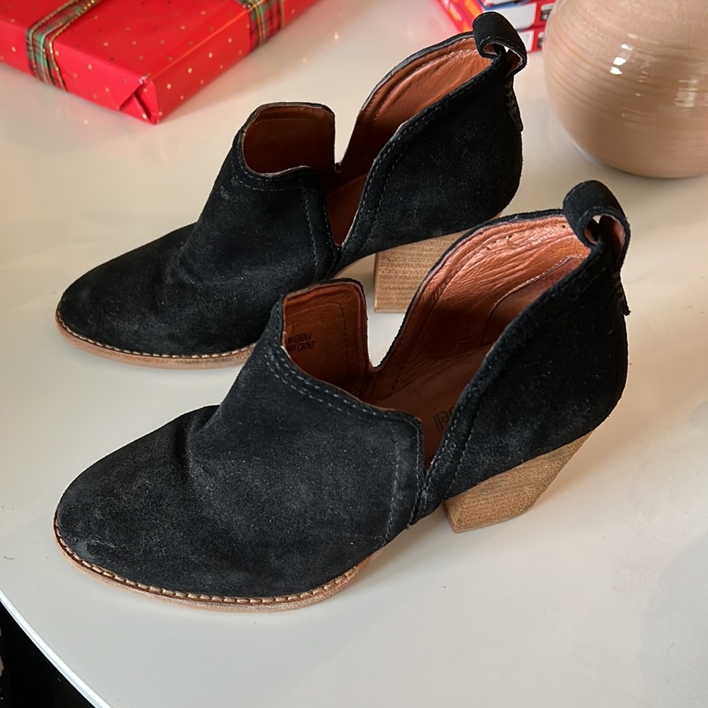 Jeffrey Campbell Black Suede Bootie - Picture 2 of 5